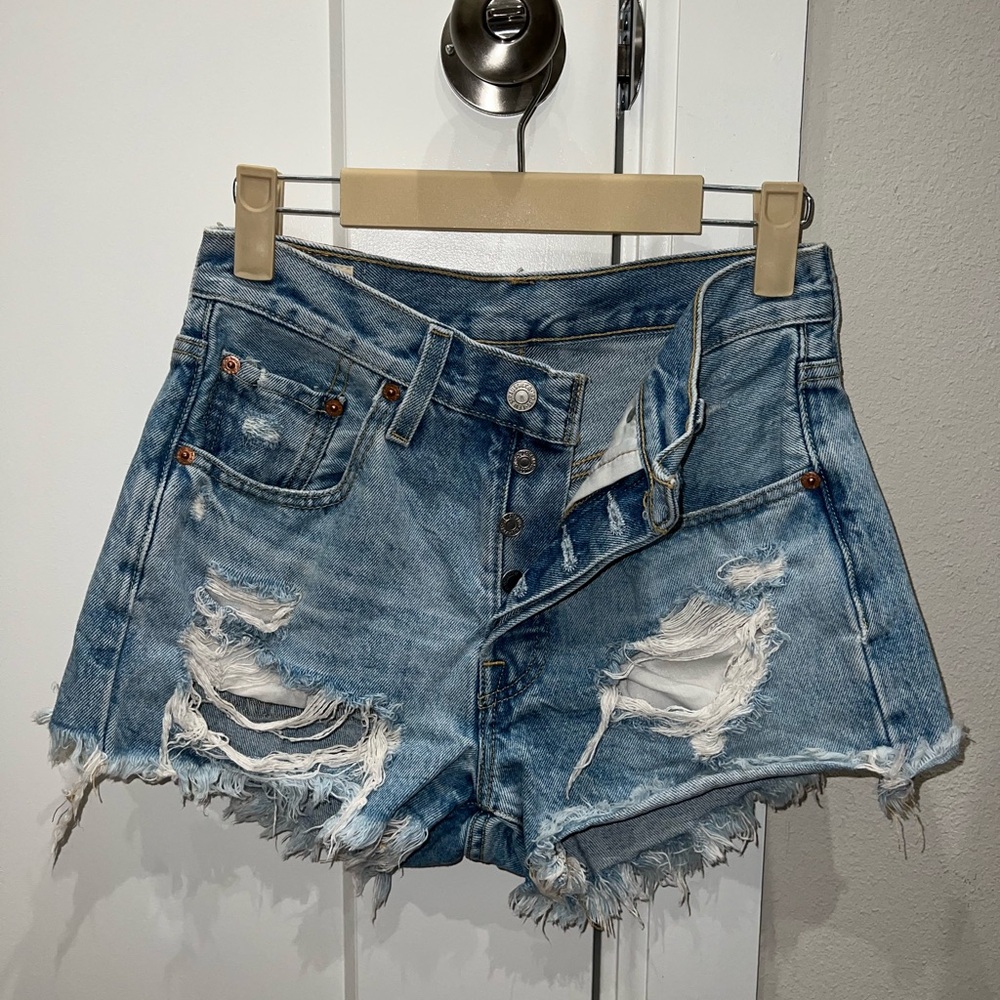 Levi’s 501 shorts